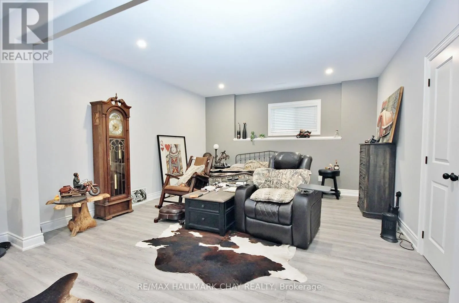 37 HILLSIDE DRIVE