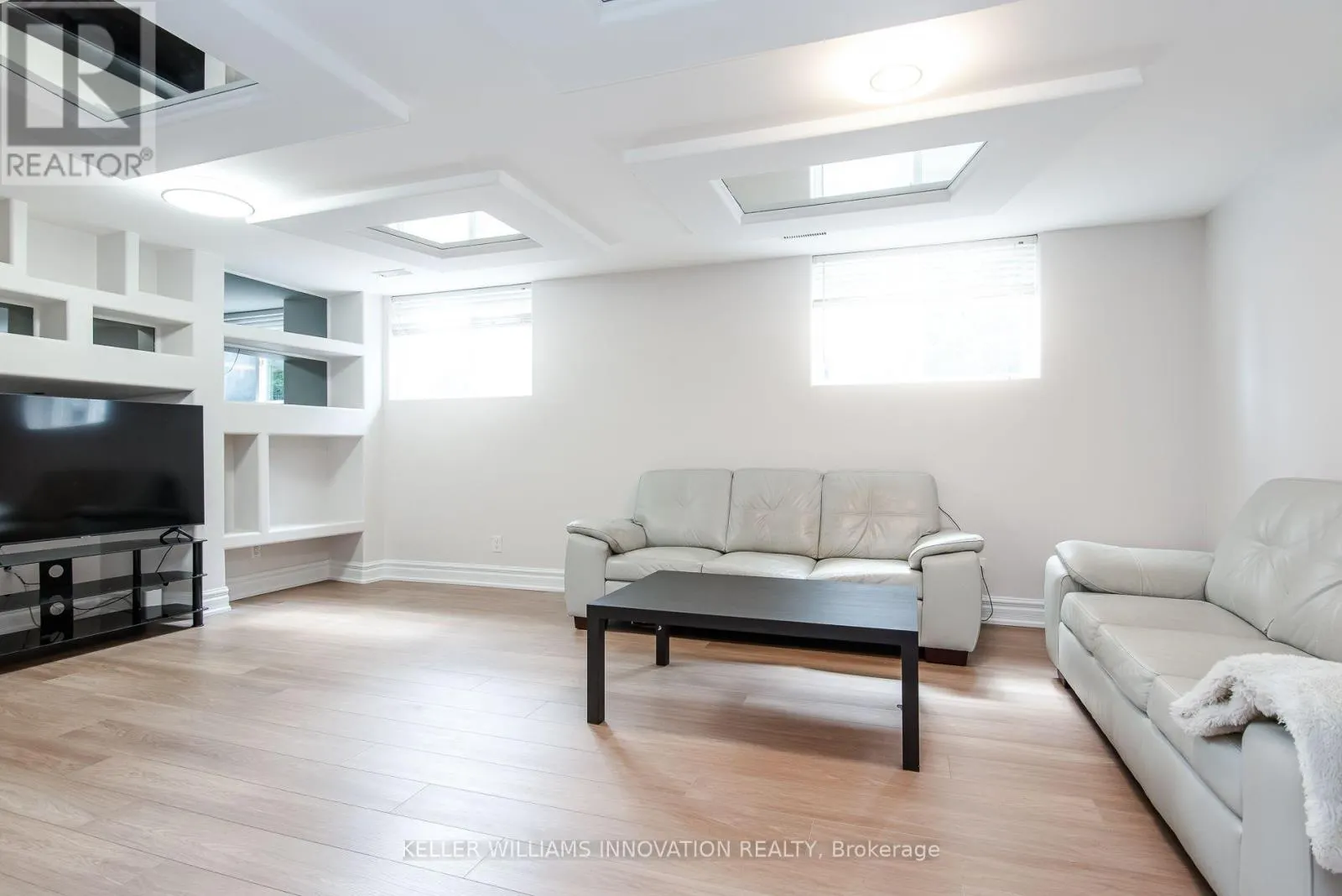 112 MICHENER CRESCENT