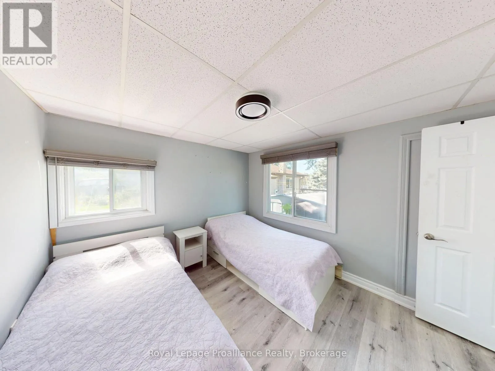 24 COSY COVE LANE