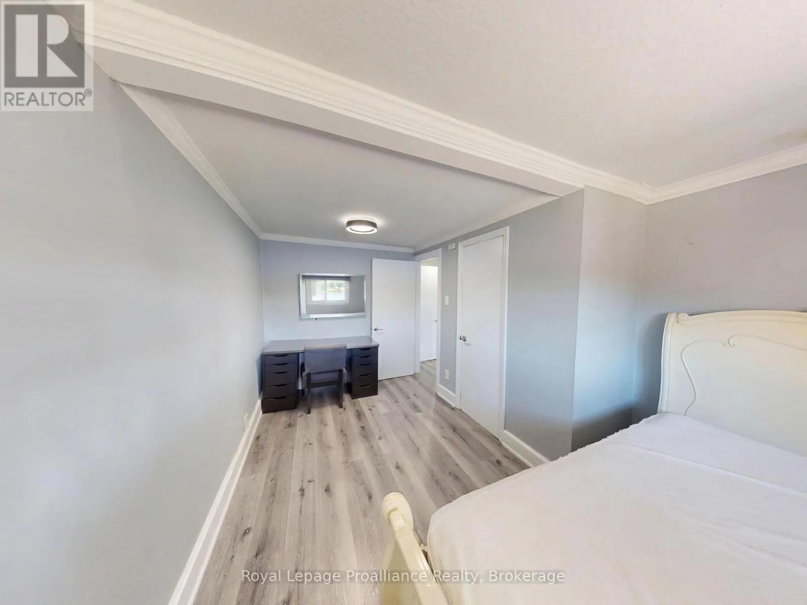24 COSY COVE LANE