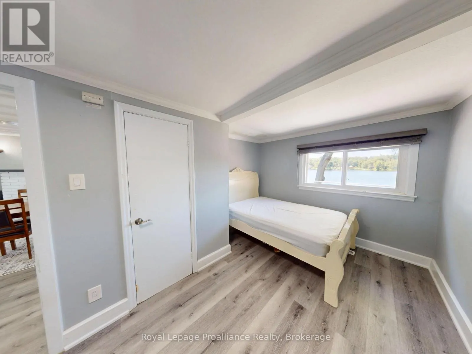 24 COSY COVE LANE
