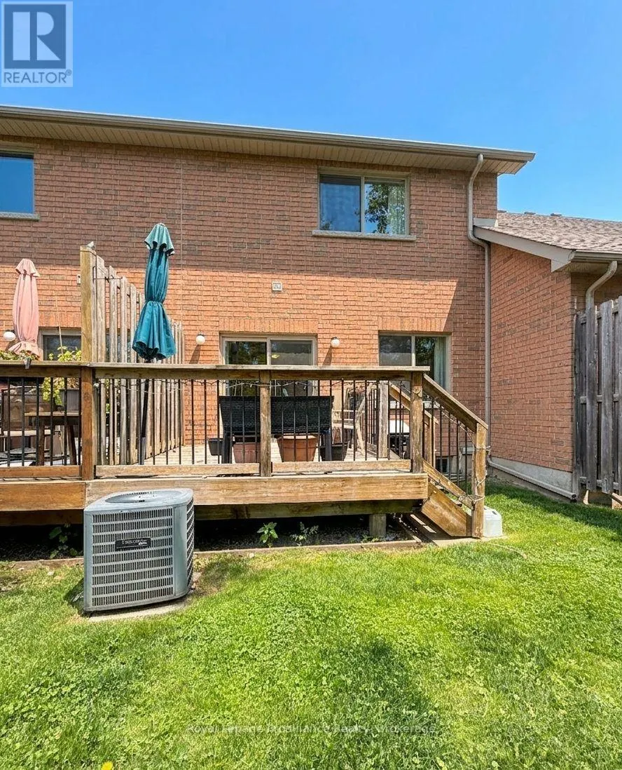 33 - 194 HAIG ROAD #33