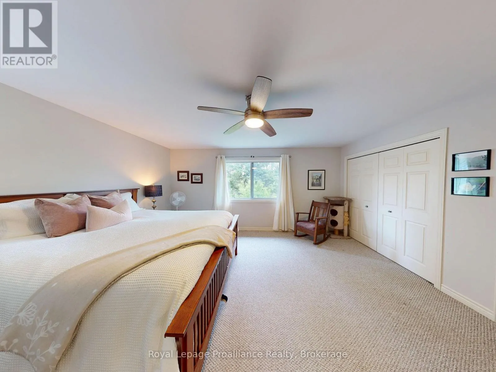 33 - 194 HAIG ROAD #33