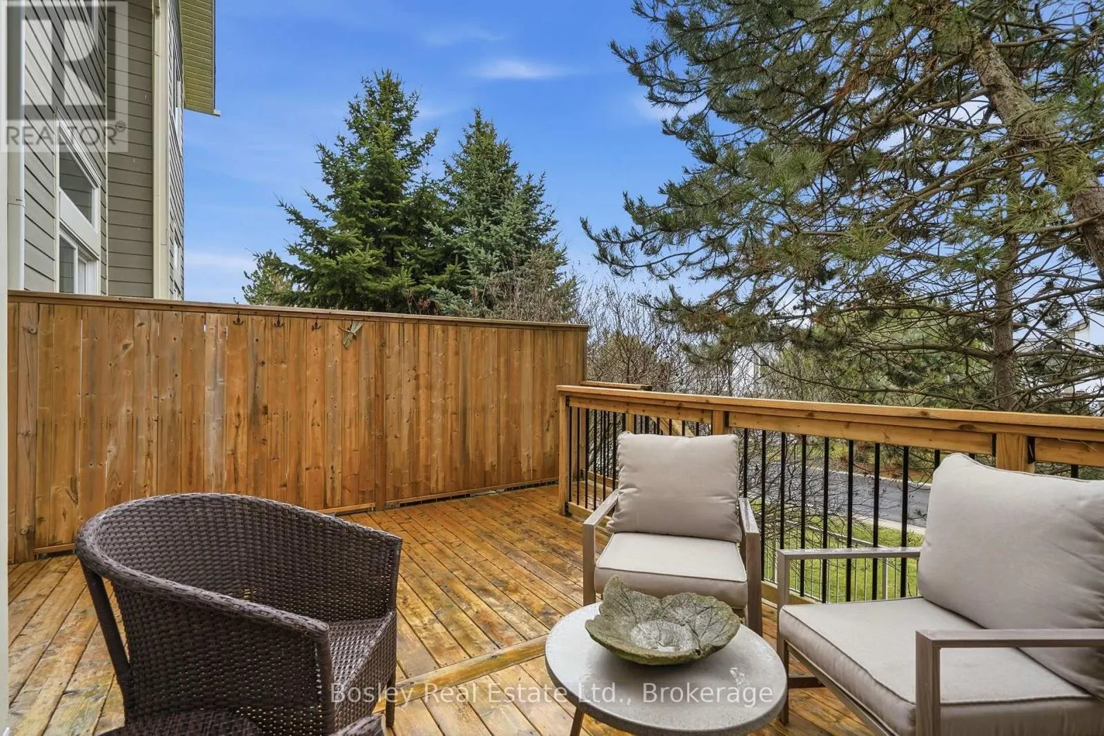8 - 104 FARMGATE ROAD #8