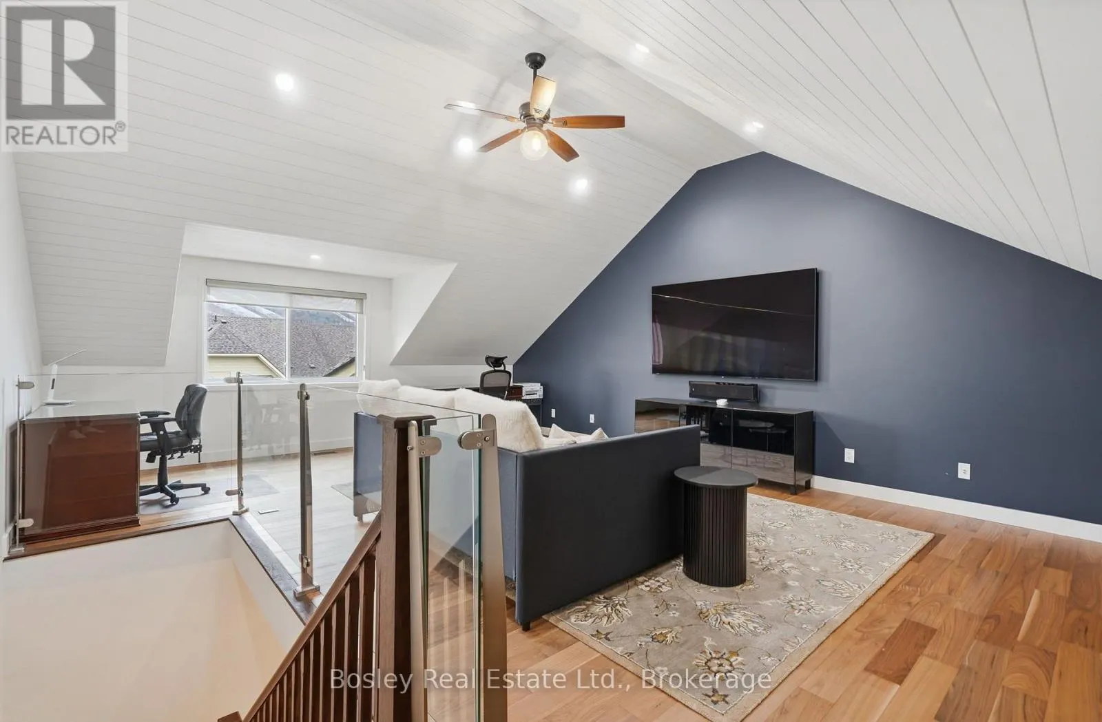 8 - 104 FARMGATE ROAD #8
