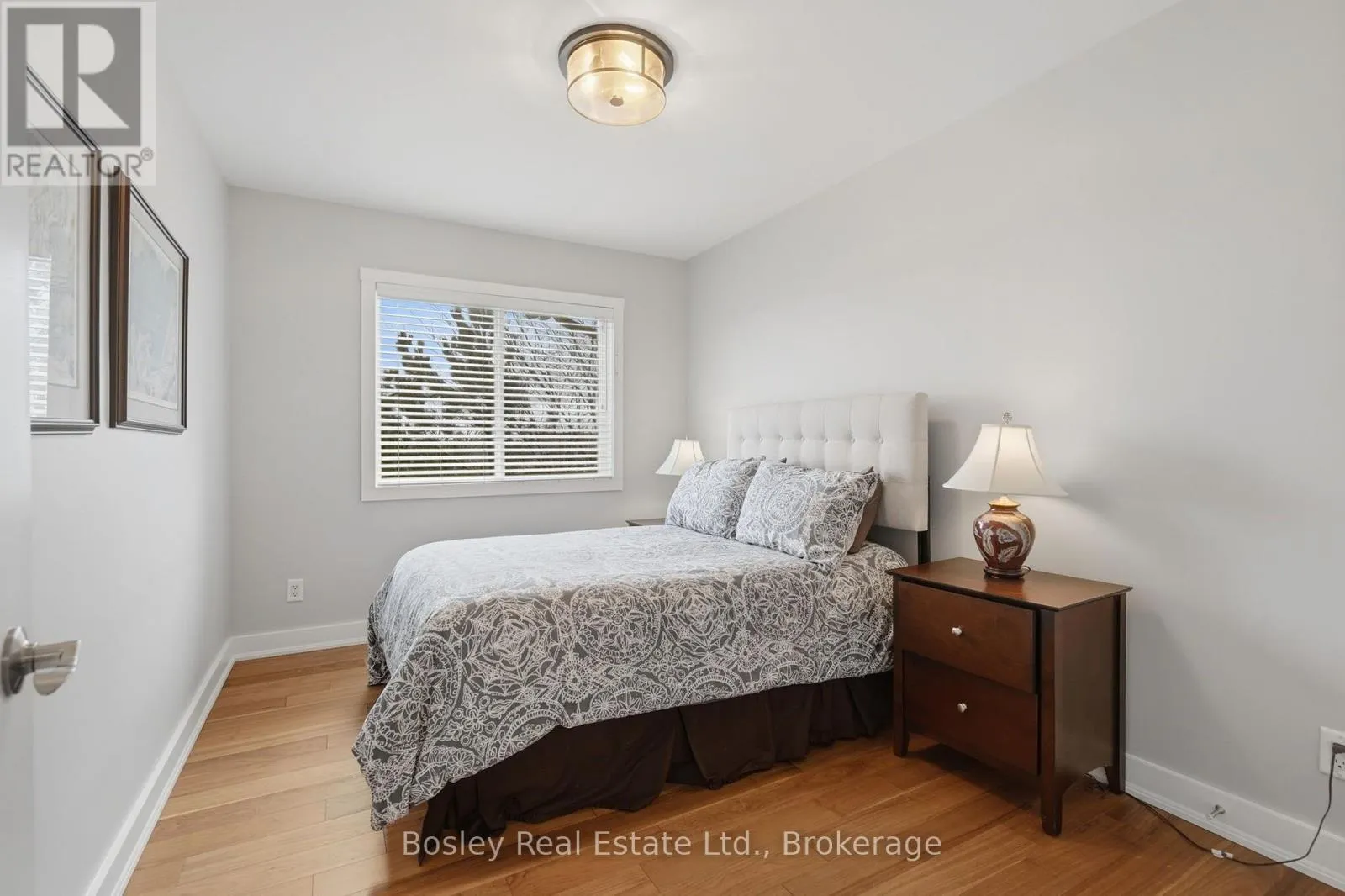 8 - 104 FARMGATE ROAD #8