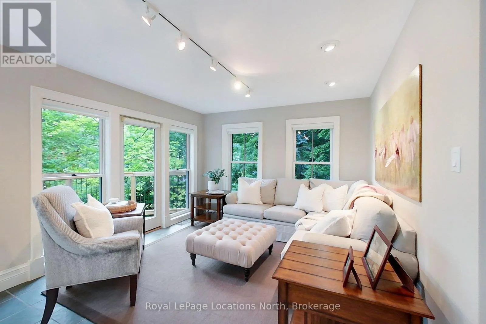 40 ALICE STREET E