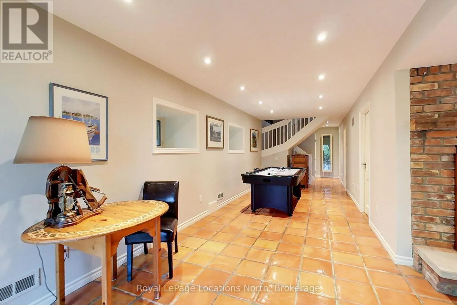 40 ALICE STREET E