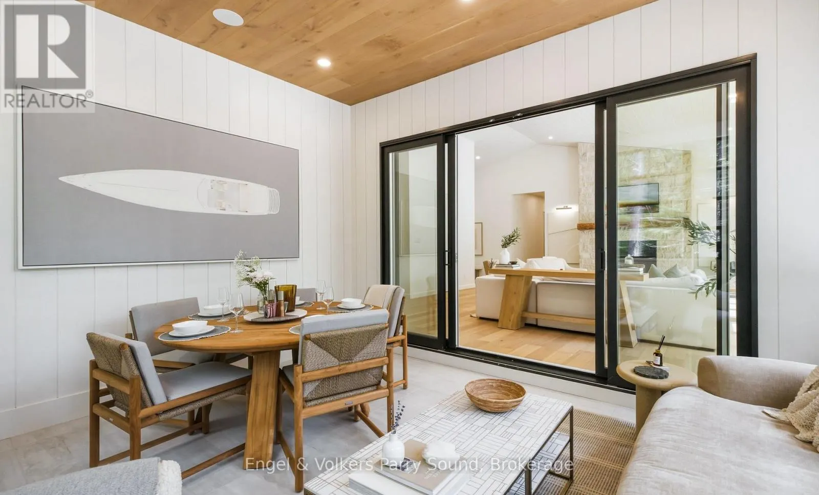 15 BEECHWOOD DRIVE