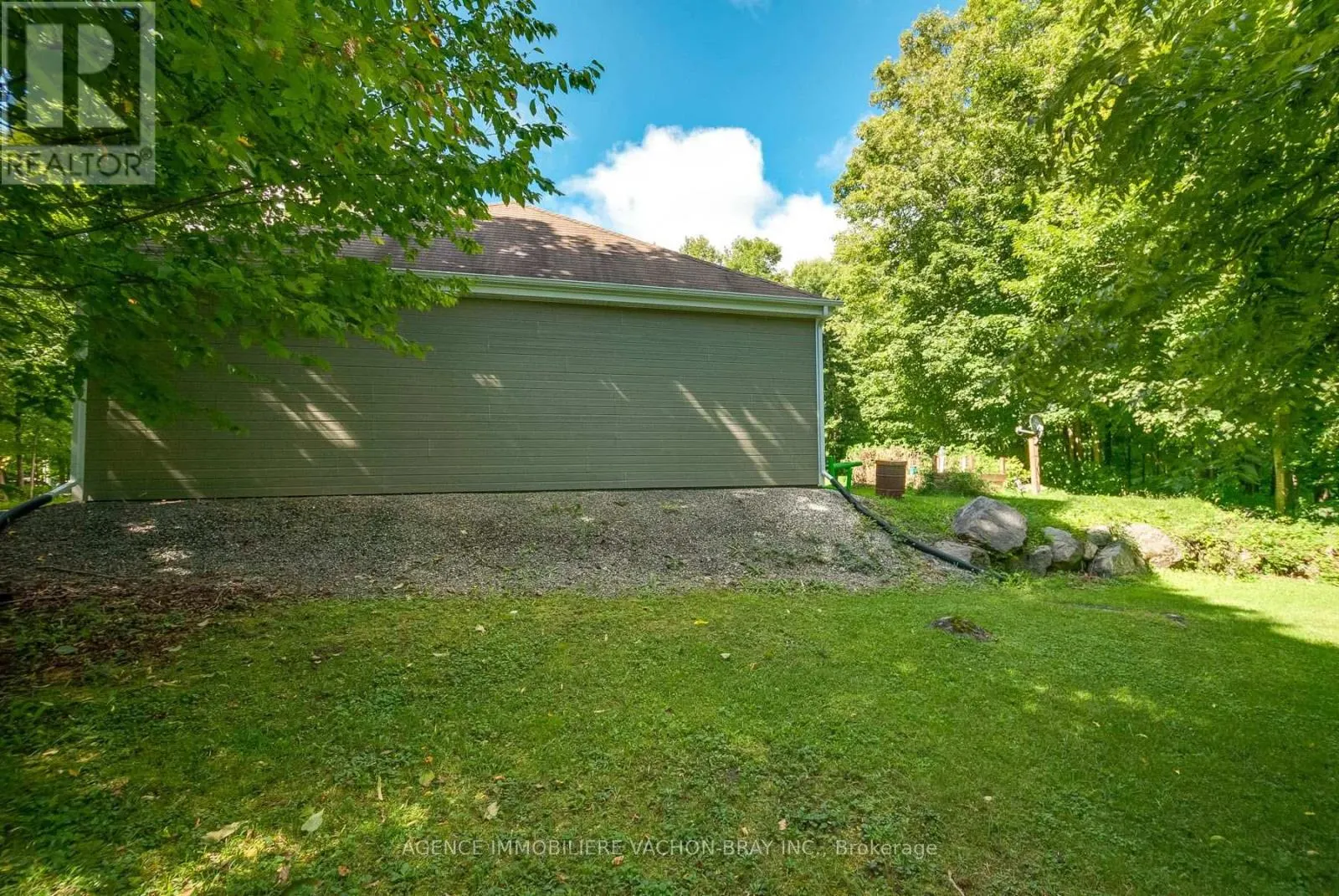 20233 MAPLE ROAD