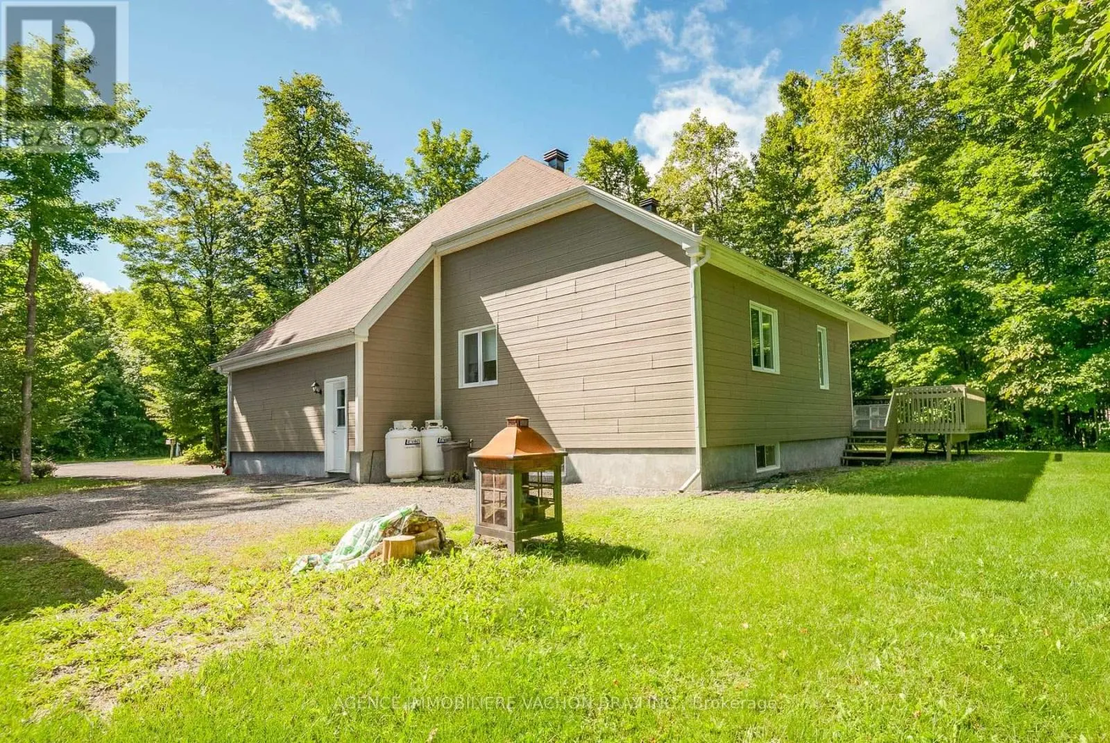 20233 MAPLE ROAD