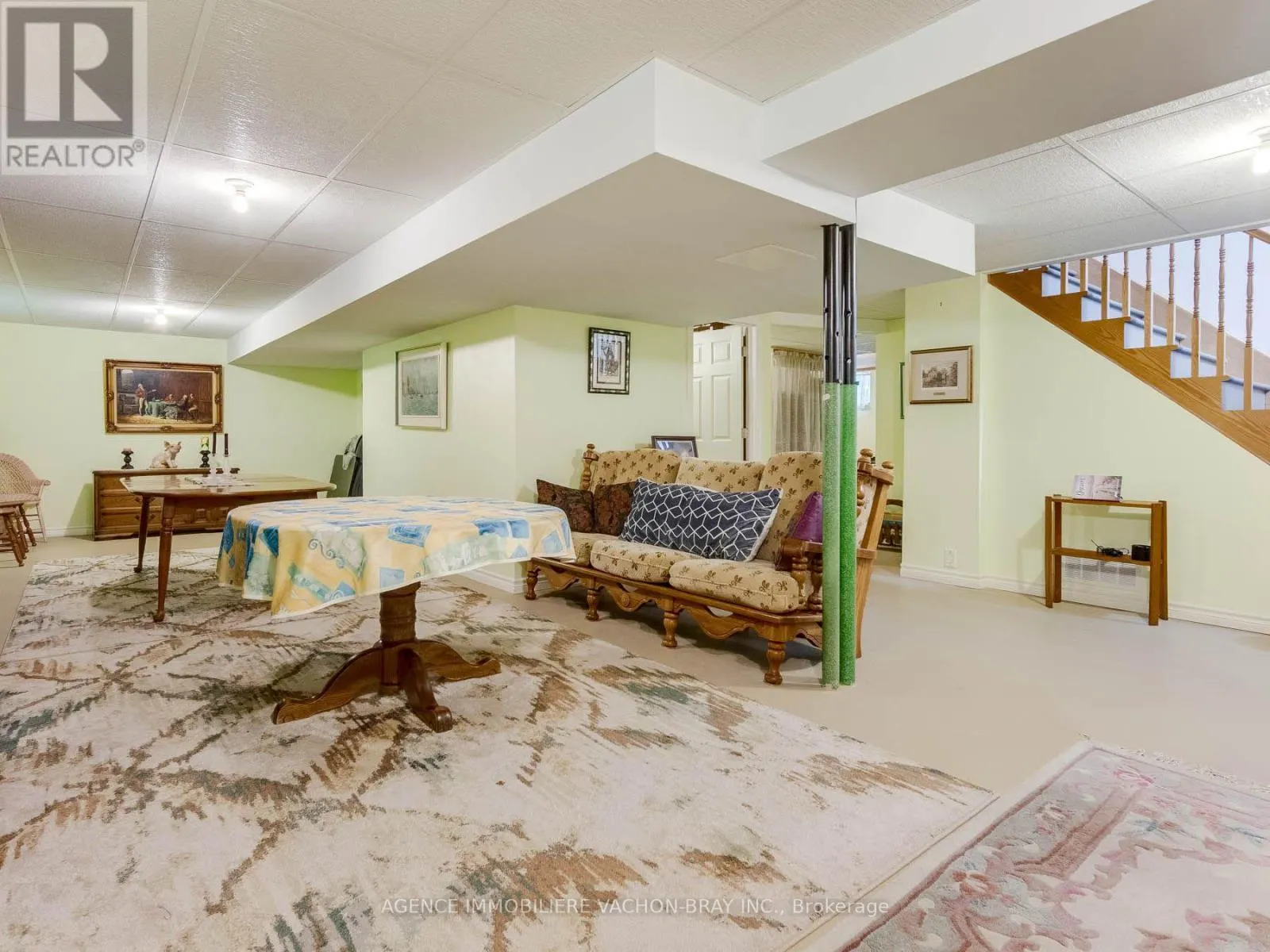 20233 MAPLE ROAD