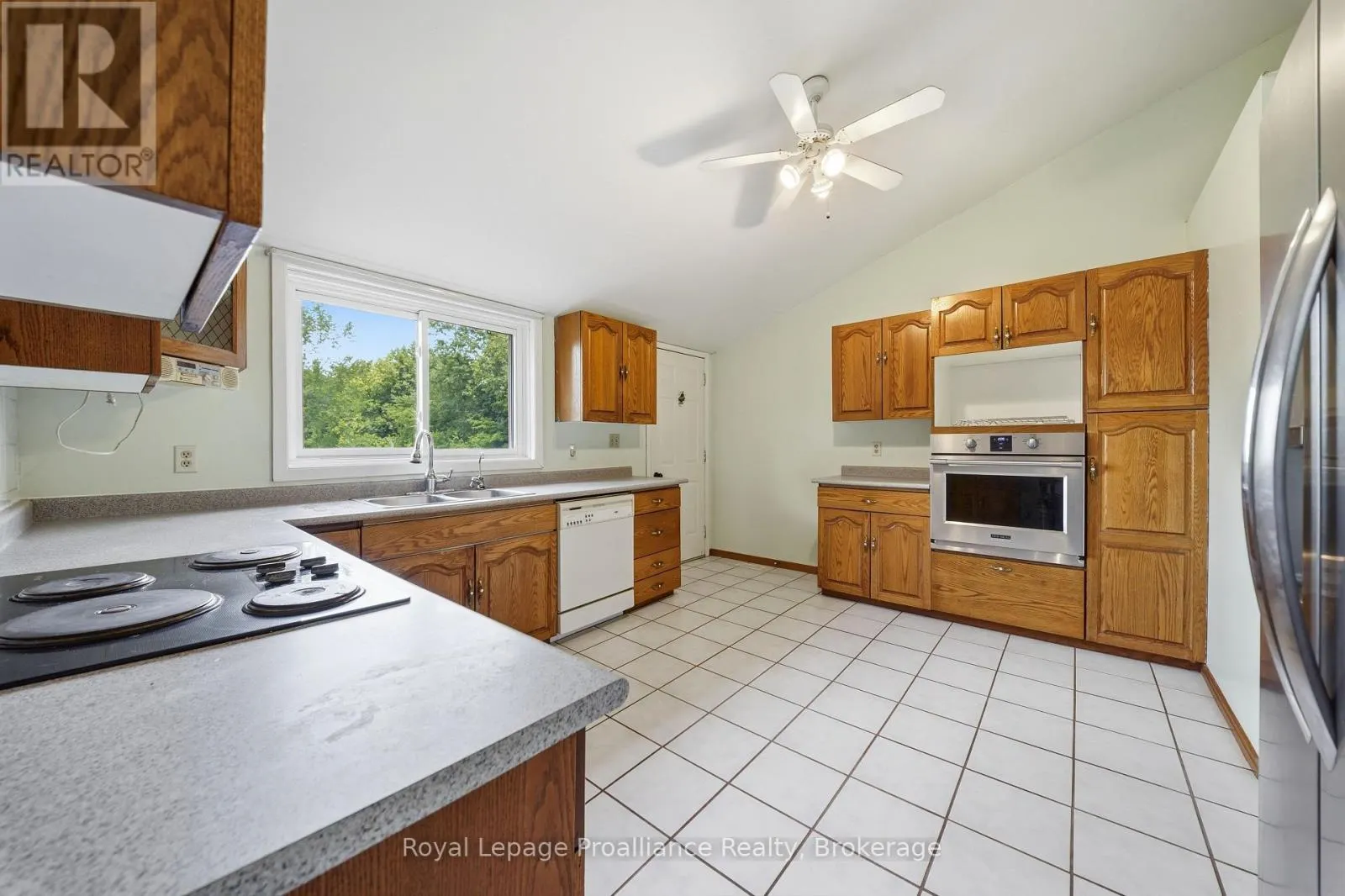 555 BETHEL ROAD