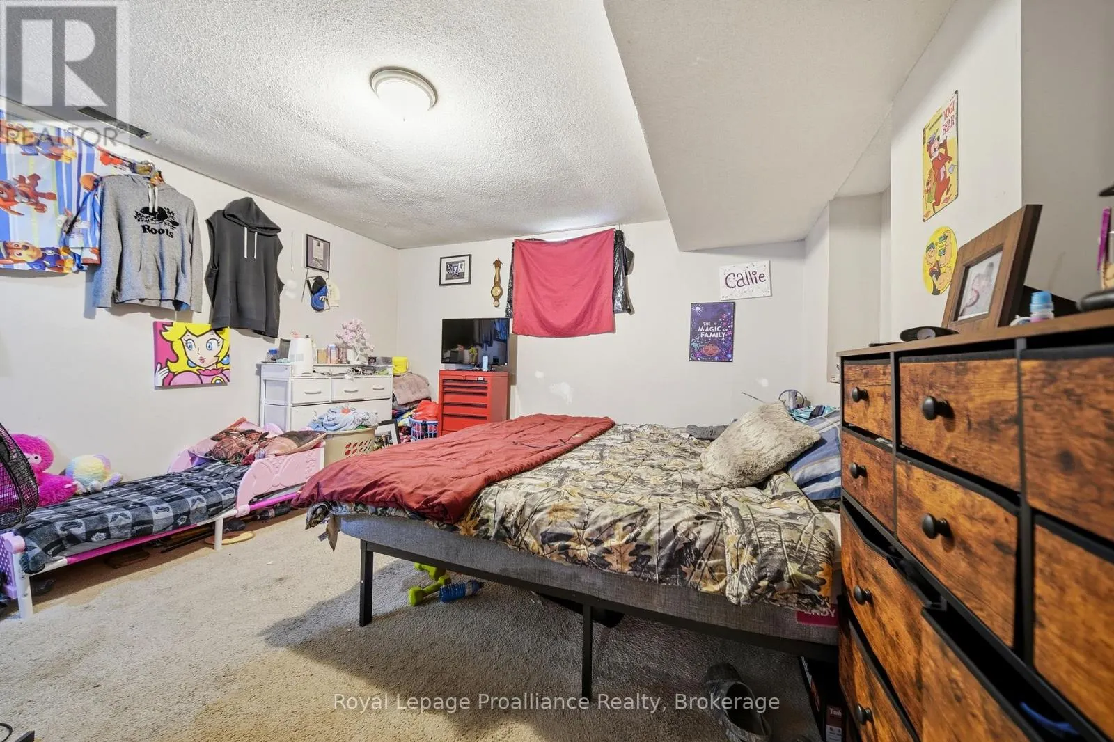 555 BETHEL ROAD