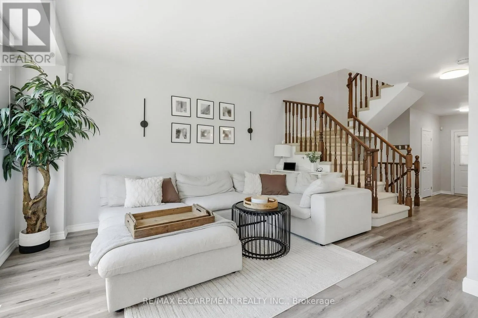 12 - 39 PANABAKER DRIVE