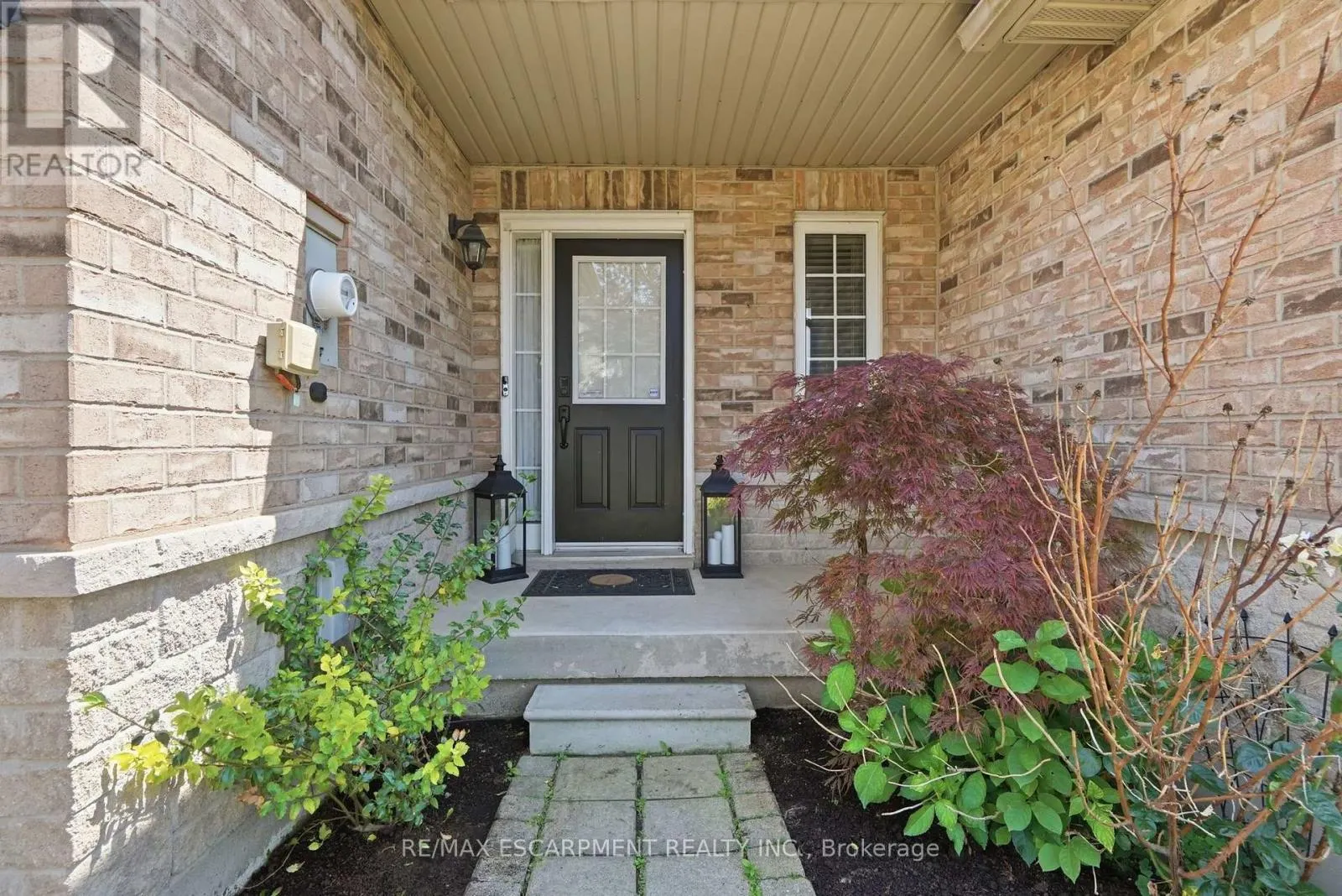 12 - 39 PANABAKER DRIVE