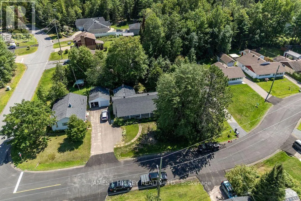 100 GLENDALE AVENUE