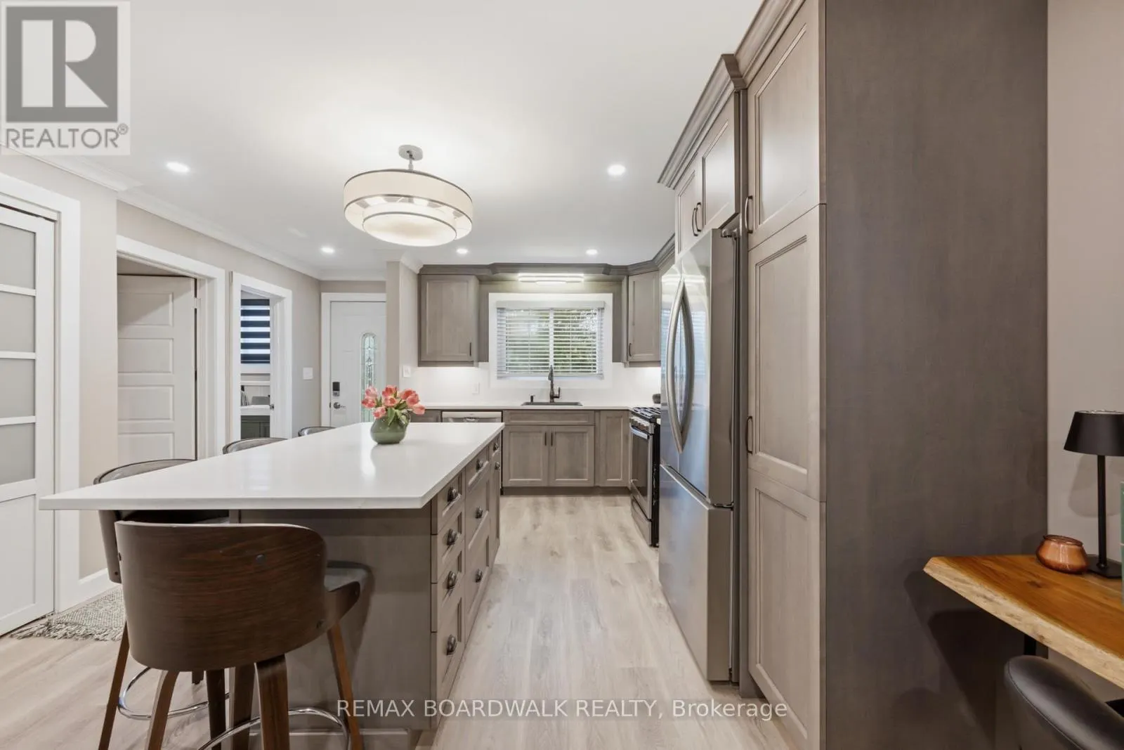 11 MAPLE AVENUE