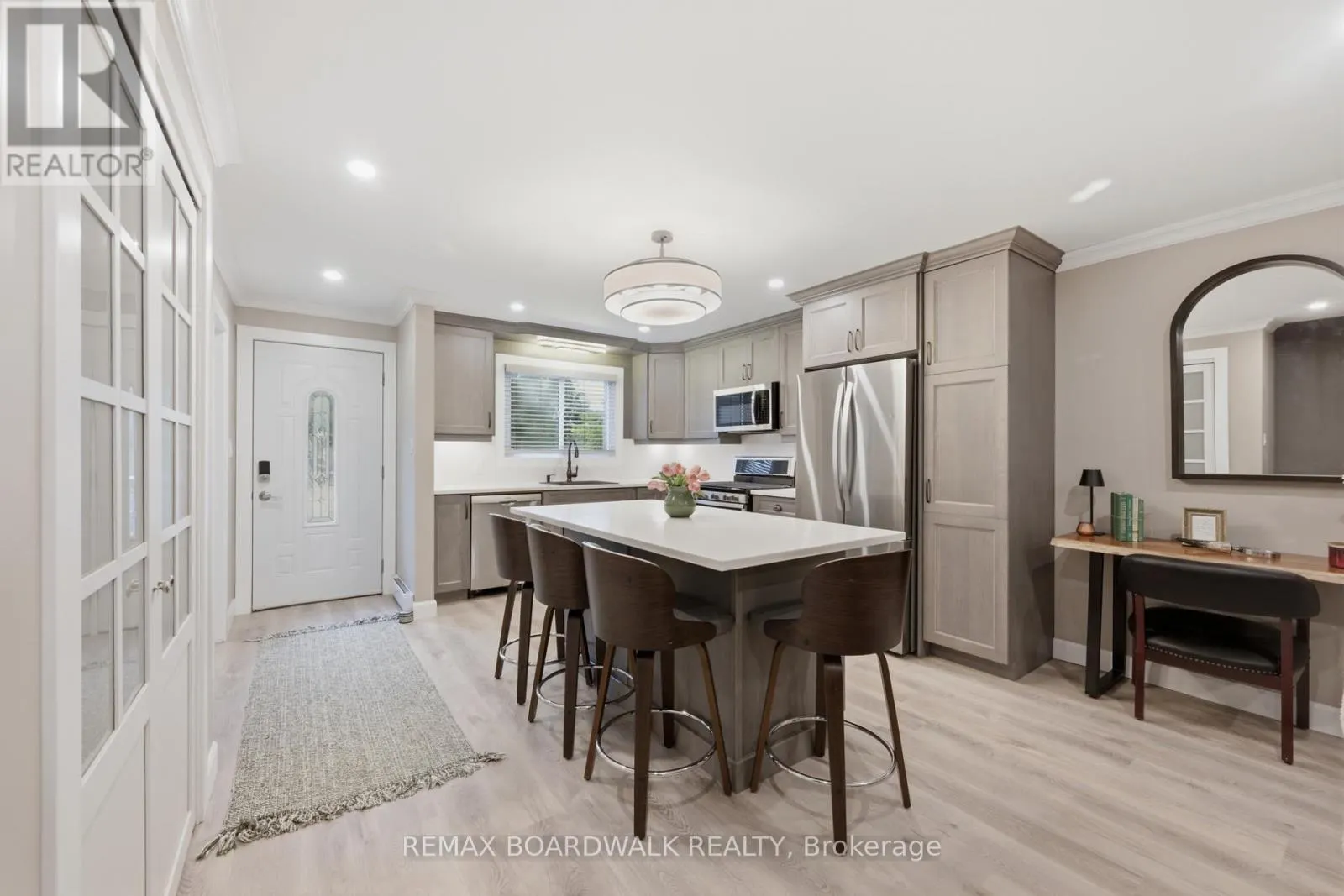 11 MAPLE AVENUE