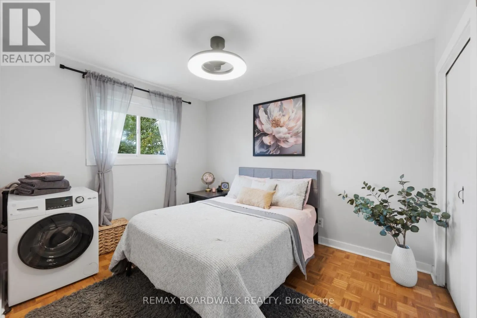 11 MAPLE AVENUE