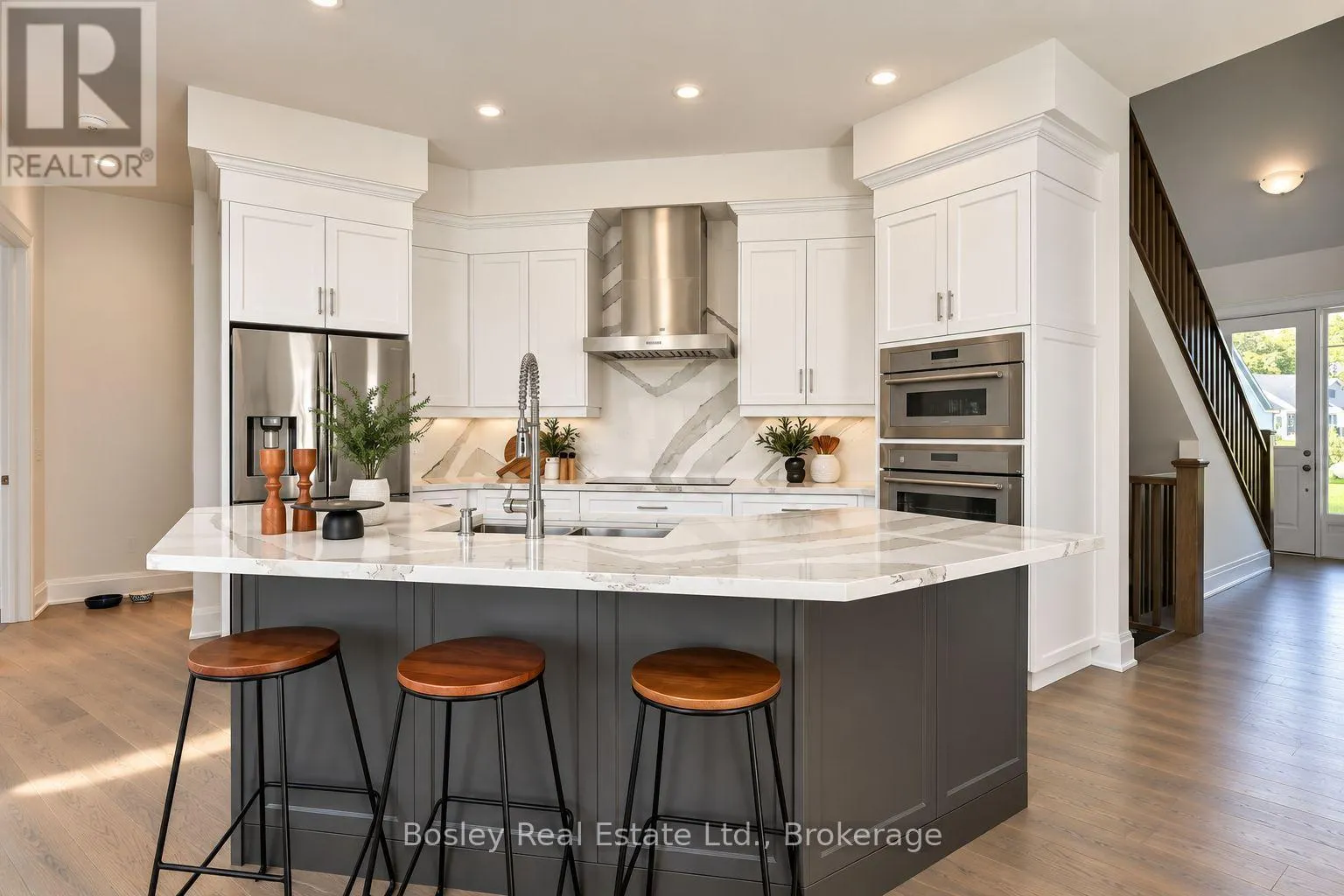 17 - 117 BEACON DRIVE #17