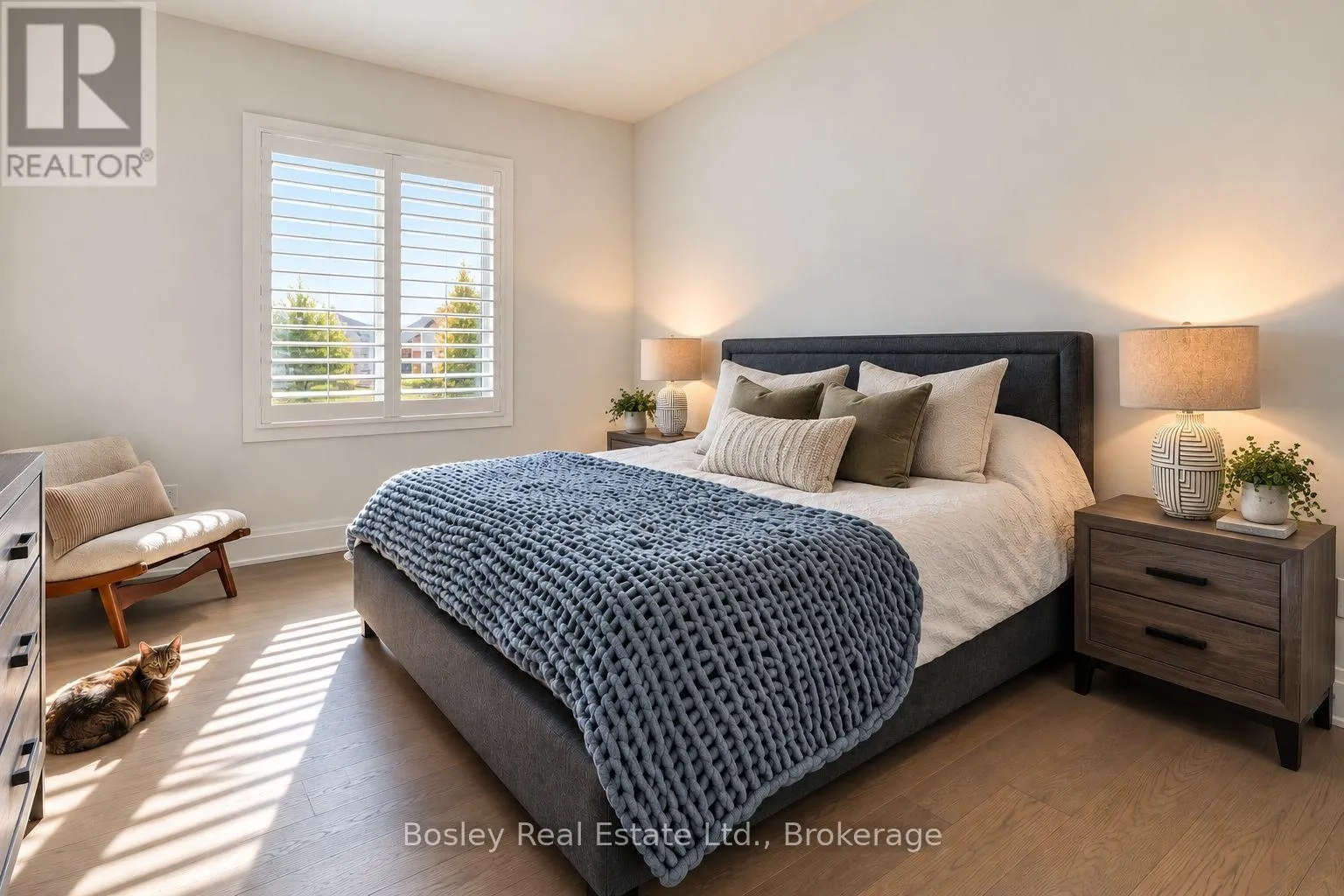17 - 117 BEACON DRIVE #17