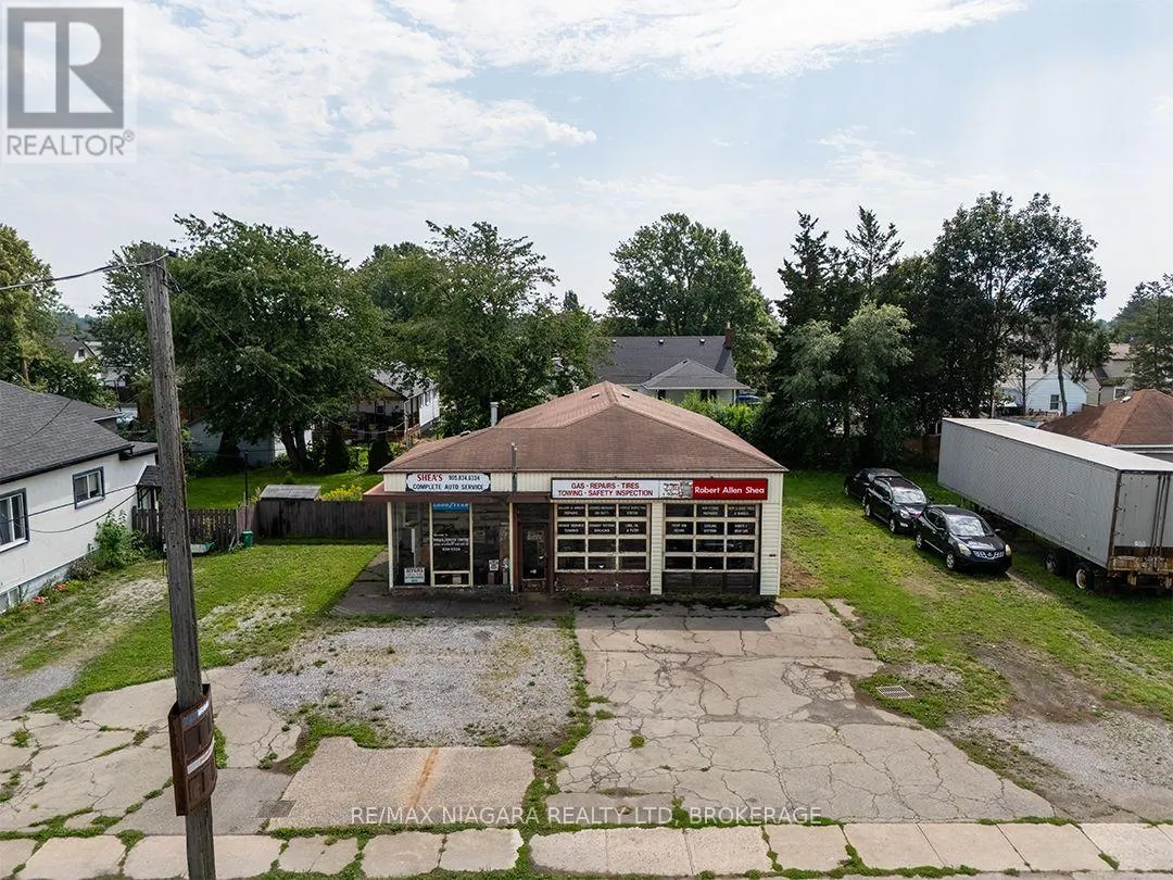 369 KILLALY STREET E