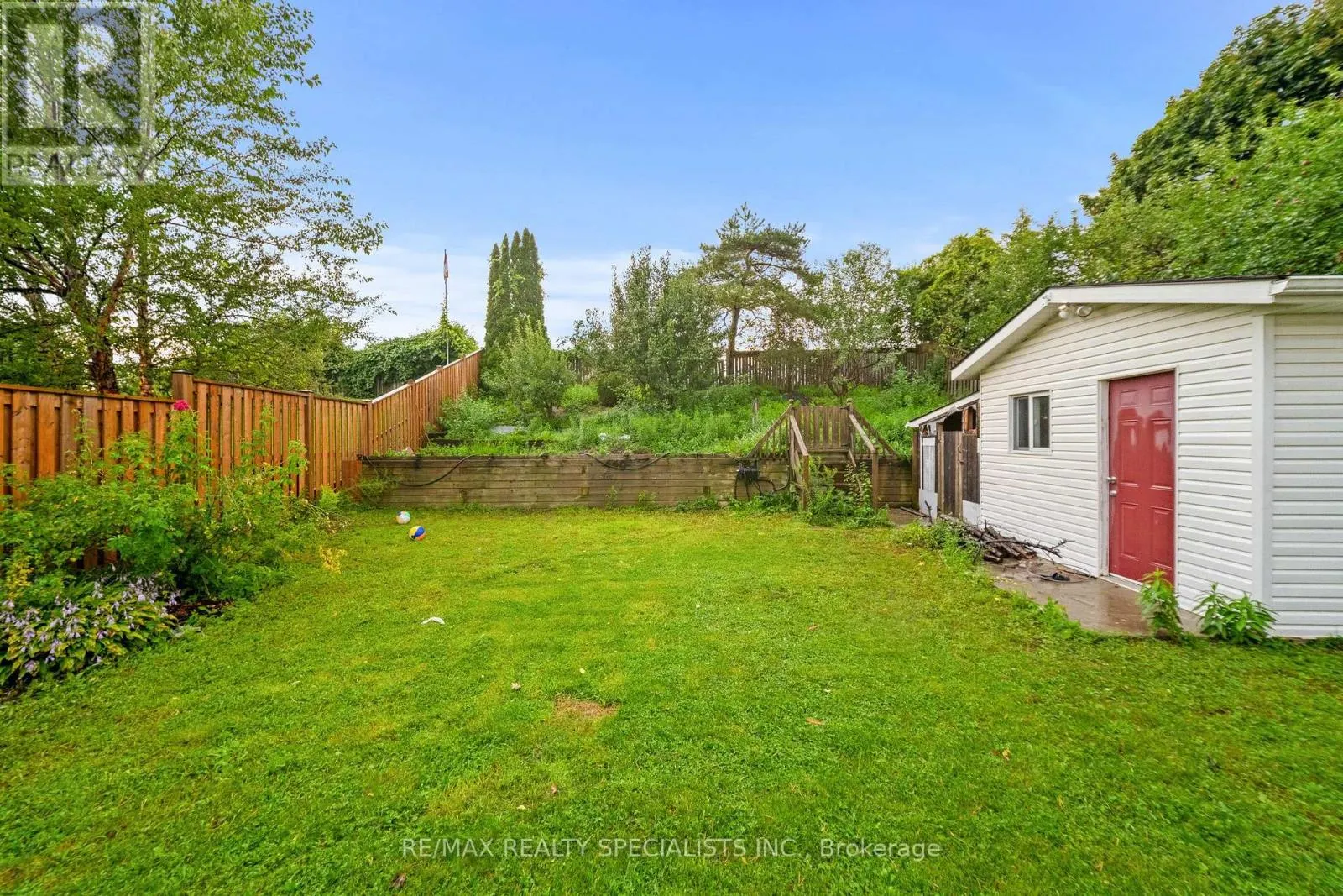 110 STEELES CRESCENT