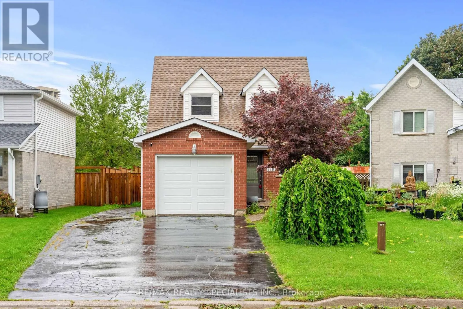 110 STEELES CRESCENT