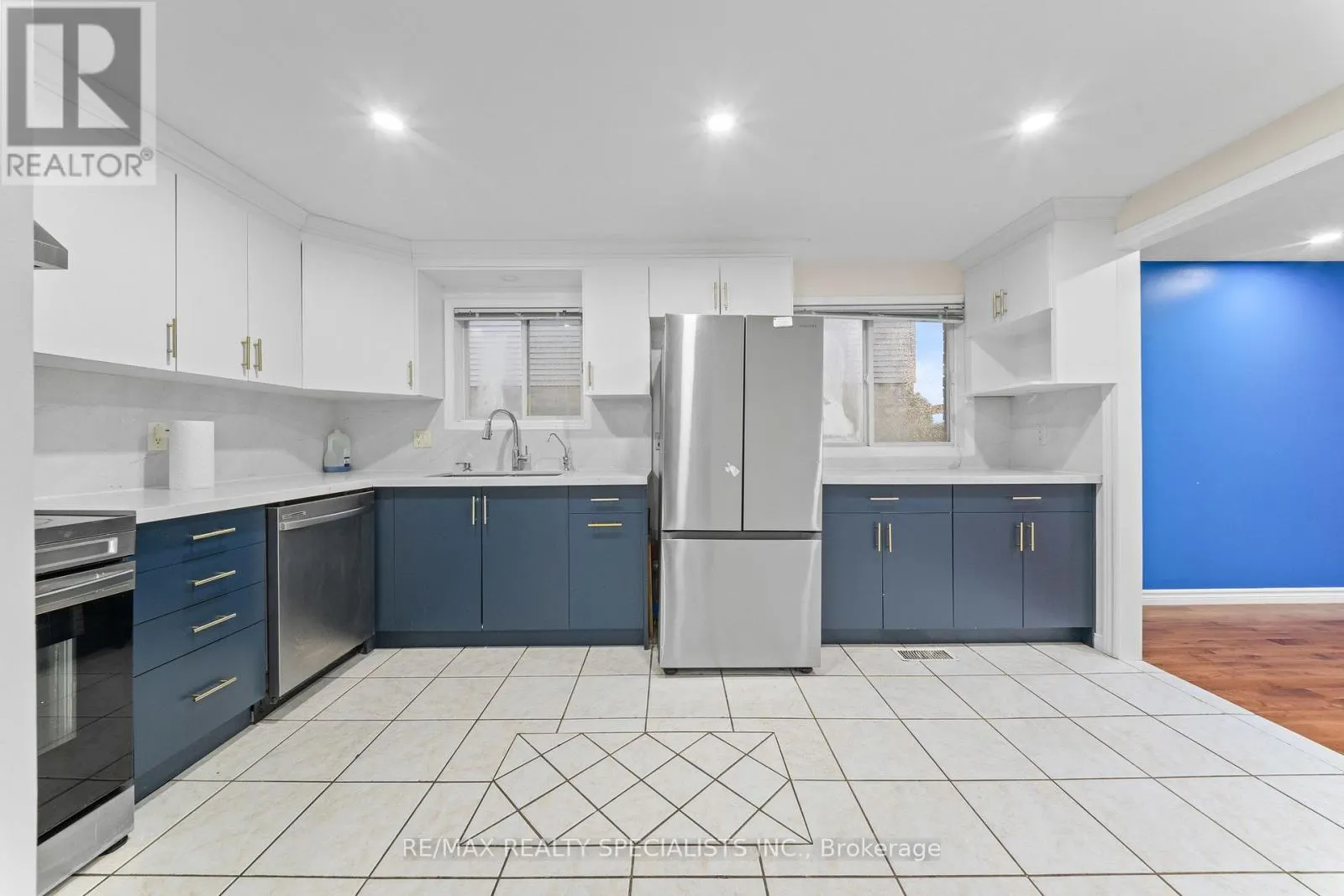 110 STEELES CRESCENT