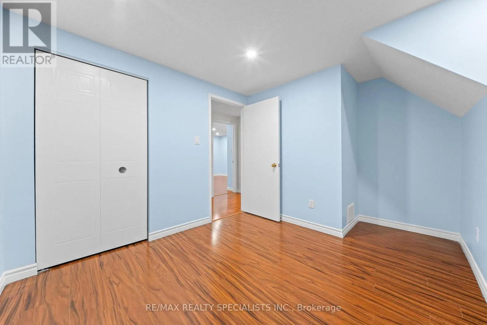 110 STEELES CRESCENT
