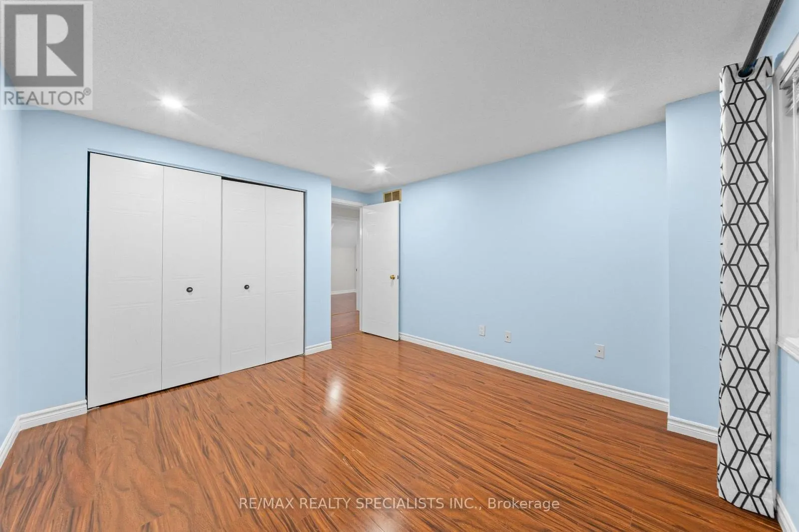 110 STEELES CRESCENT