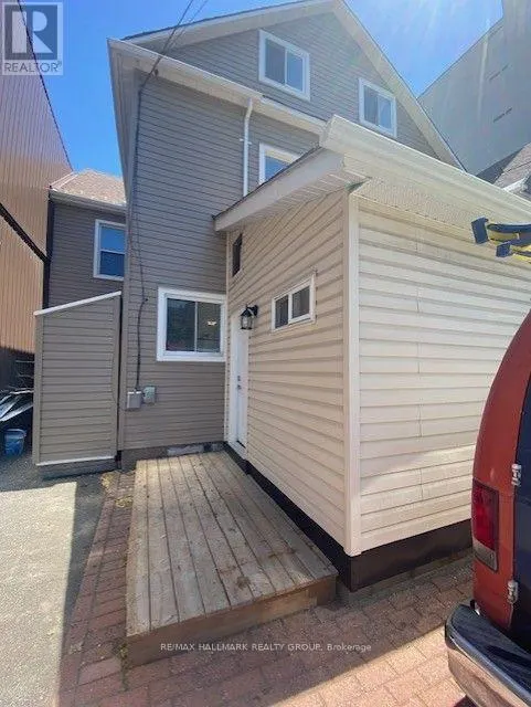 260 BRONSON AVENUE BRONSON AVENUE