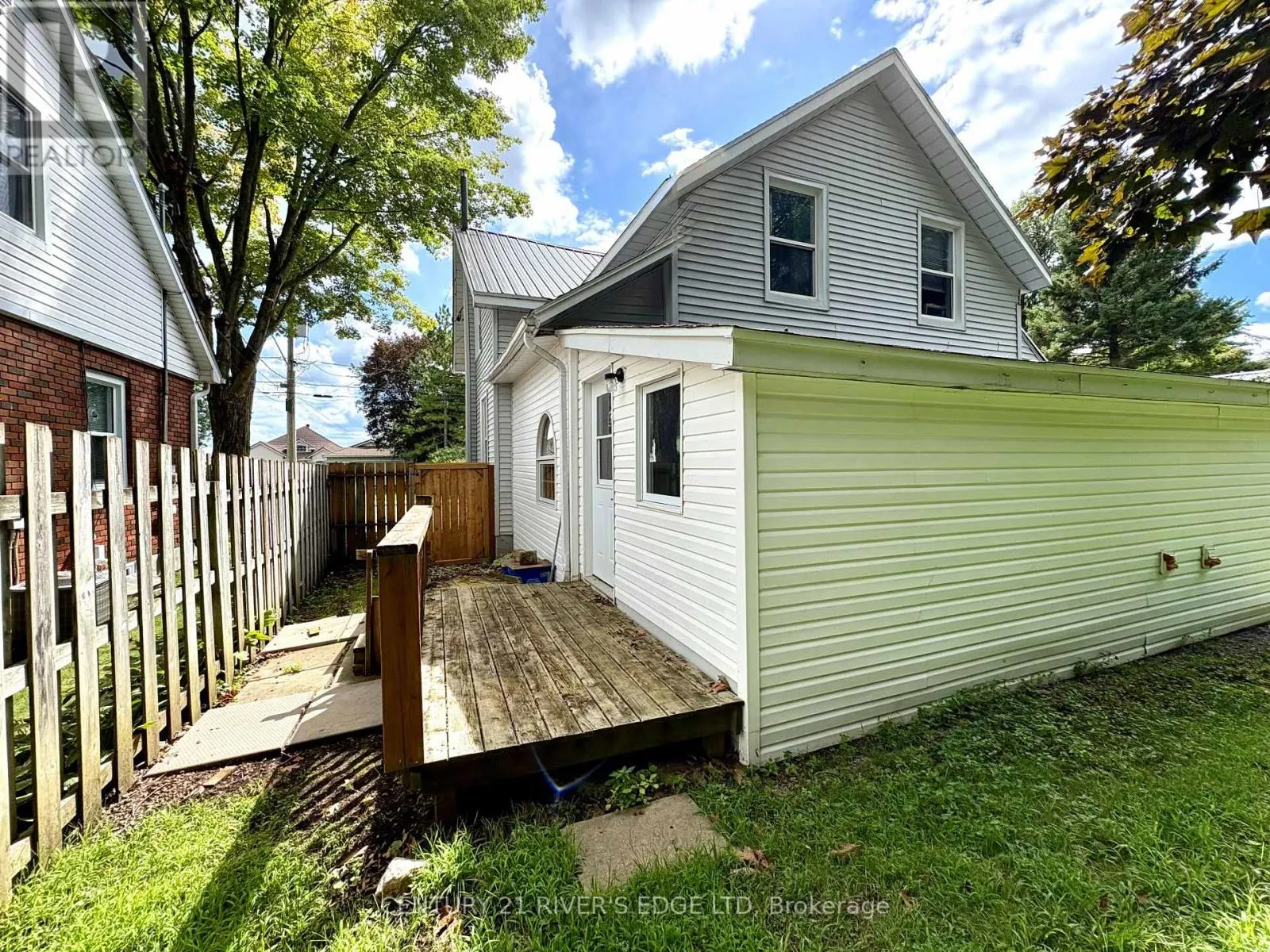 54 HARTLEY STREET