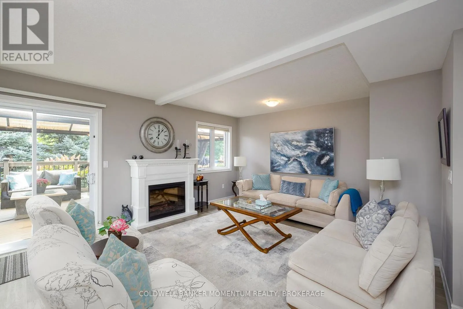 3941 BELLWOOD LANE