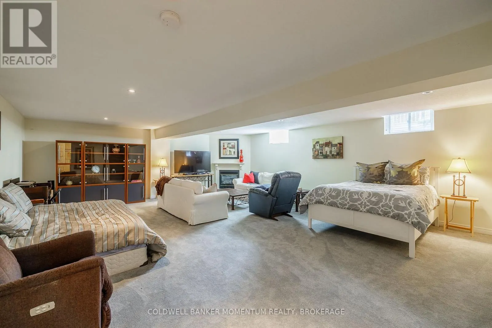 3941 BELLWOOD LANE