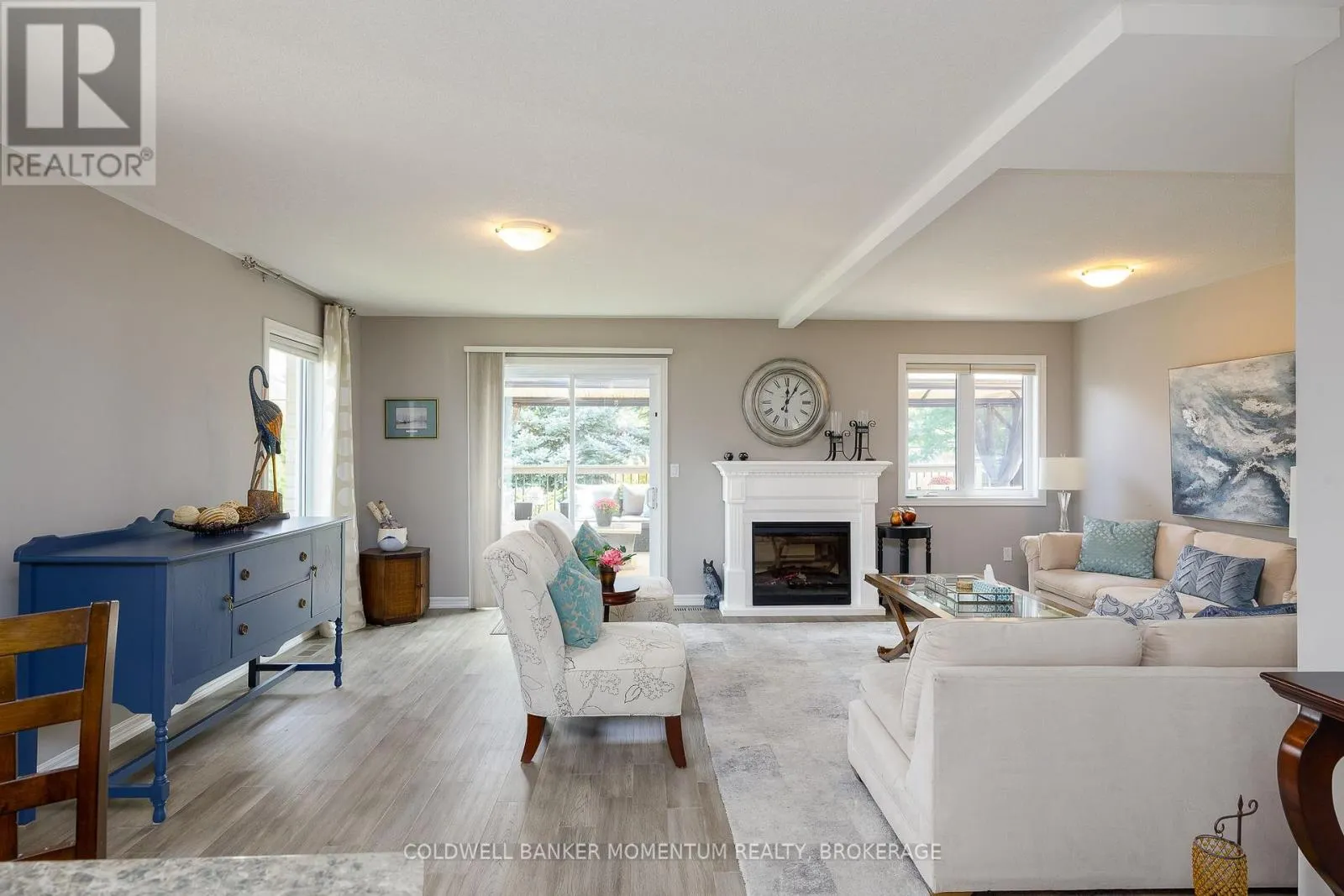 3941 BELLWOOD LANE