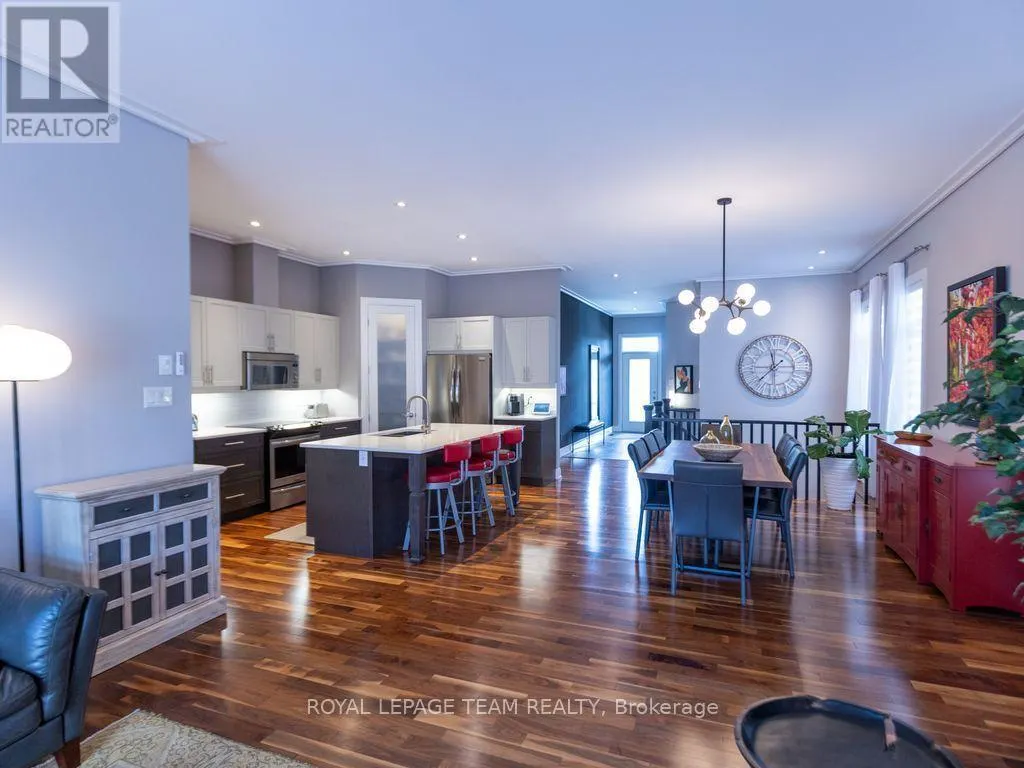 729 CARNELIAN CRESCENT