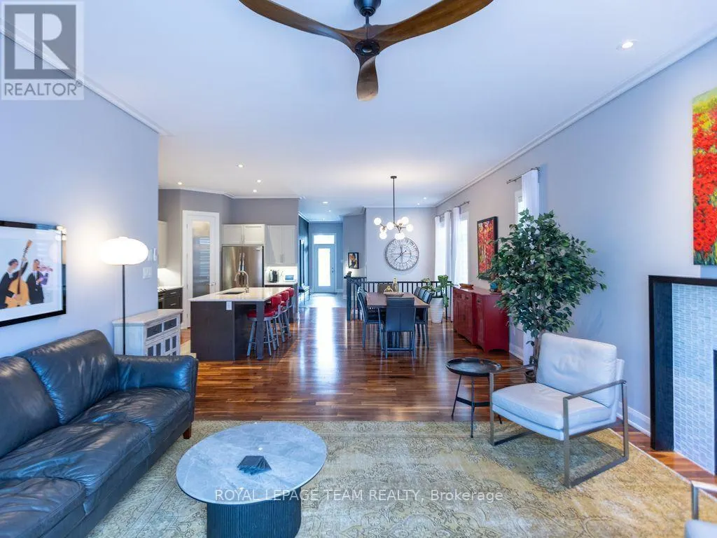 729 CARNELIAN CRESCENT