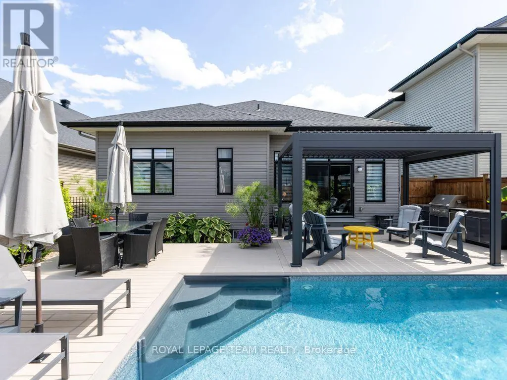 729 CARNELIAN CRESCENT