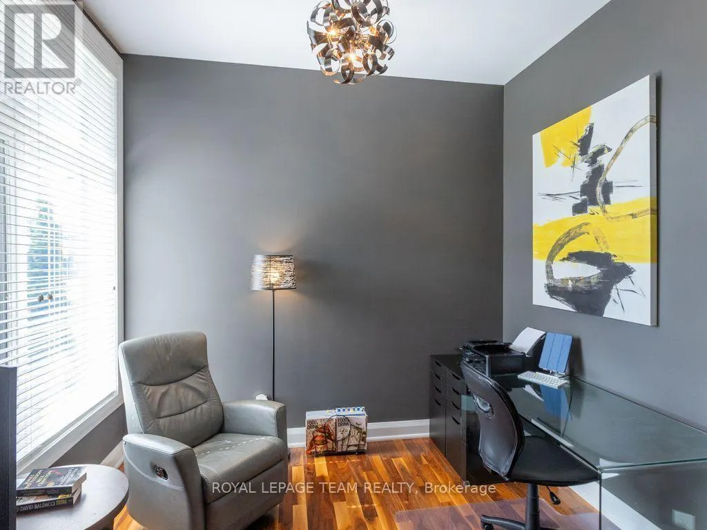 729 CARNELIAN CRESCENT