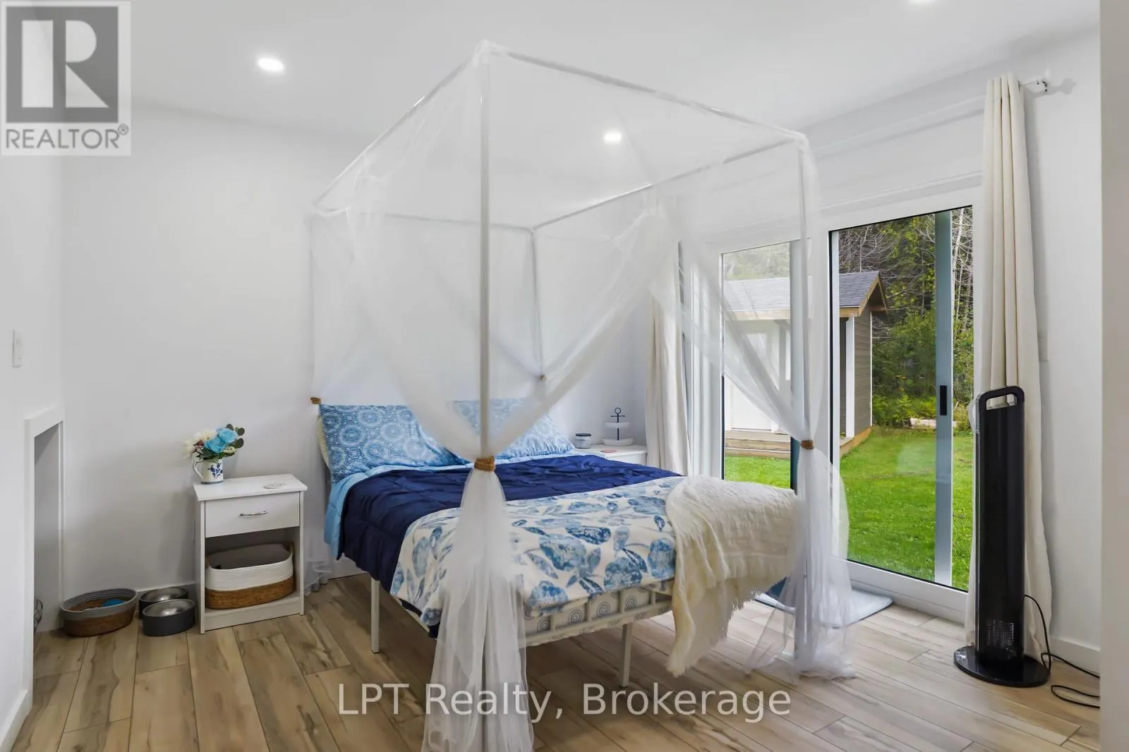 6 SPRY LAKE ROAD