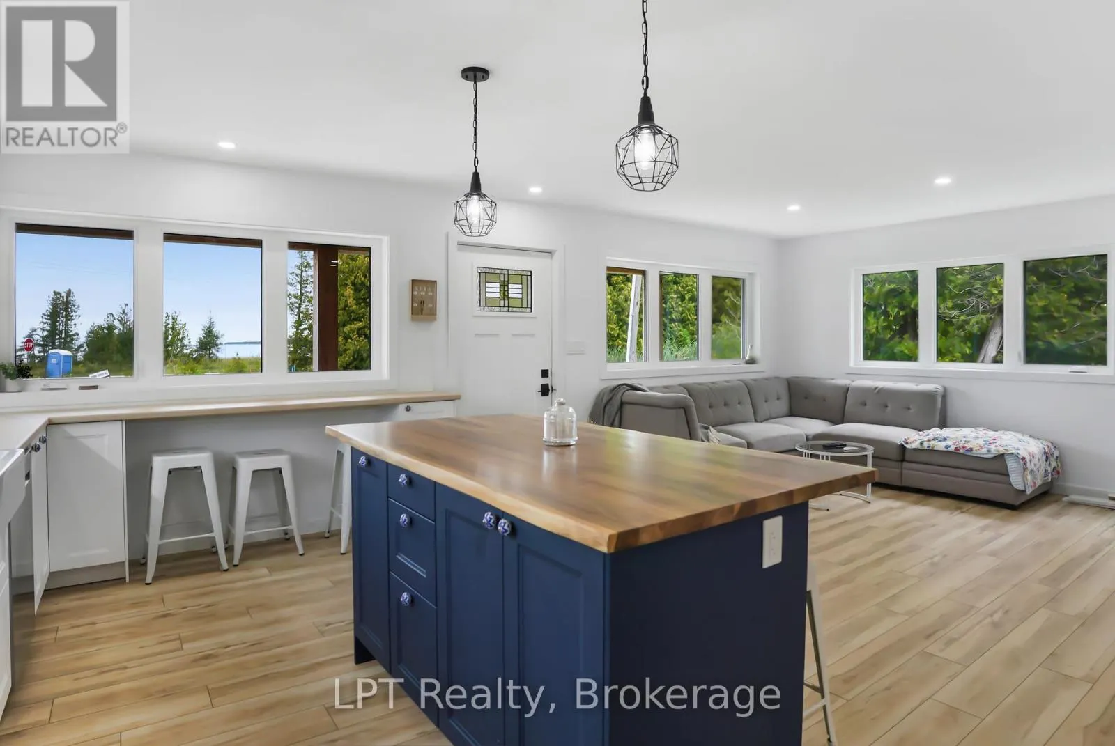 6 SPRY LAKE ROAD