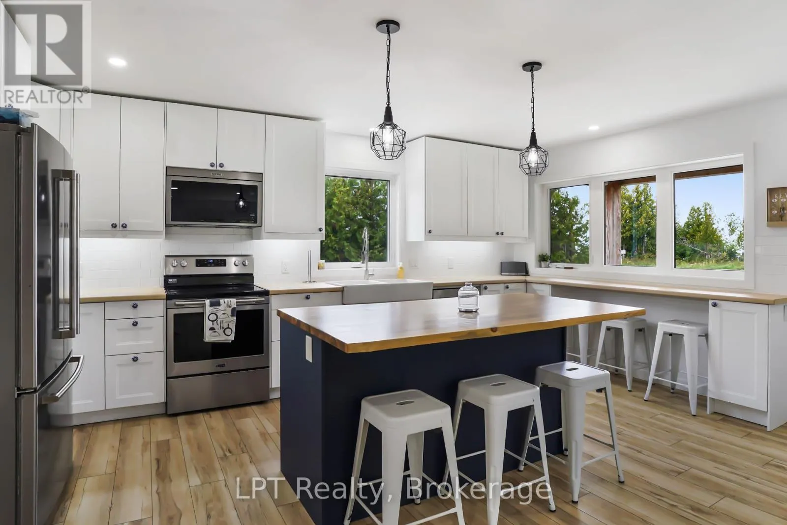 6 SPRY LAKE ROAD