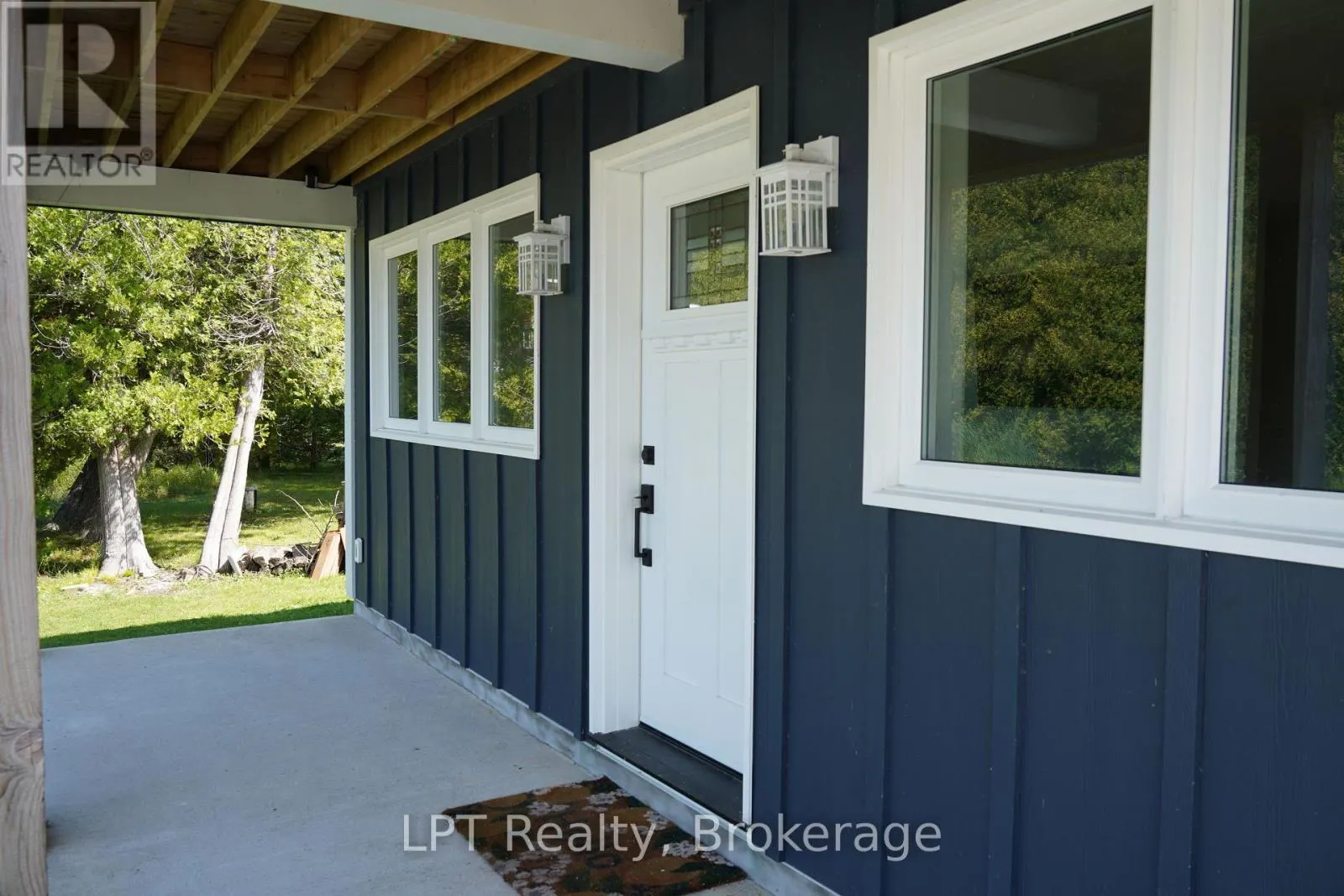 6 SPRY LAKE ROAD