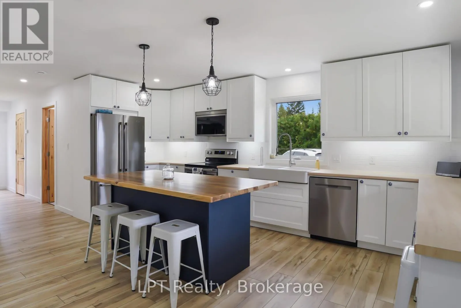 6 SPRY LAKE ROAD