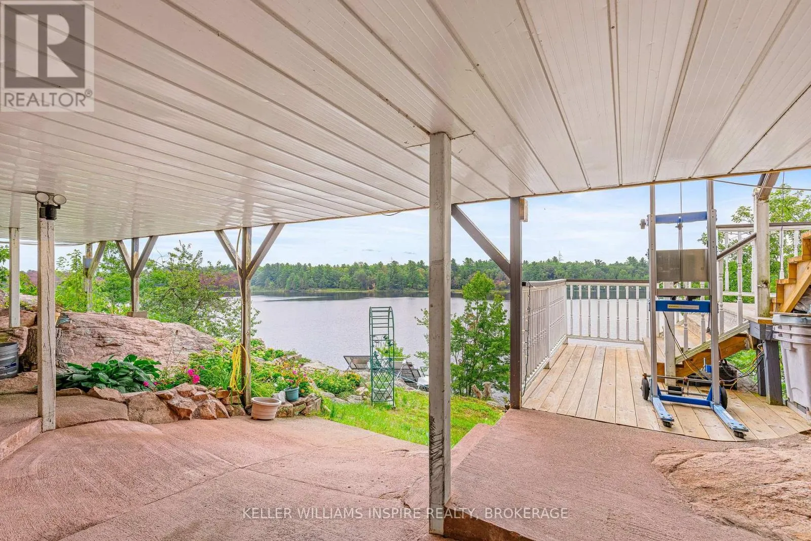 2526 SHEFFIELD LONG LAKE