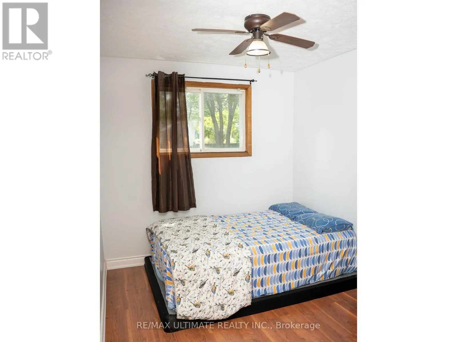 B - 1139 15TH STREET E