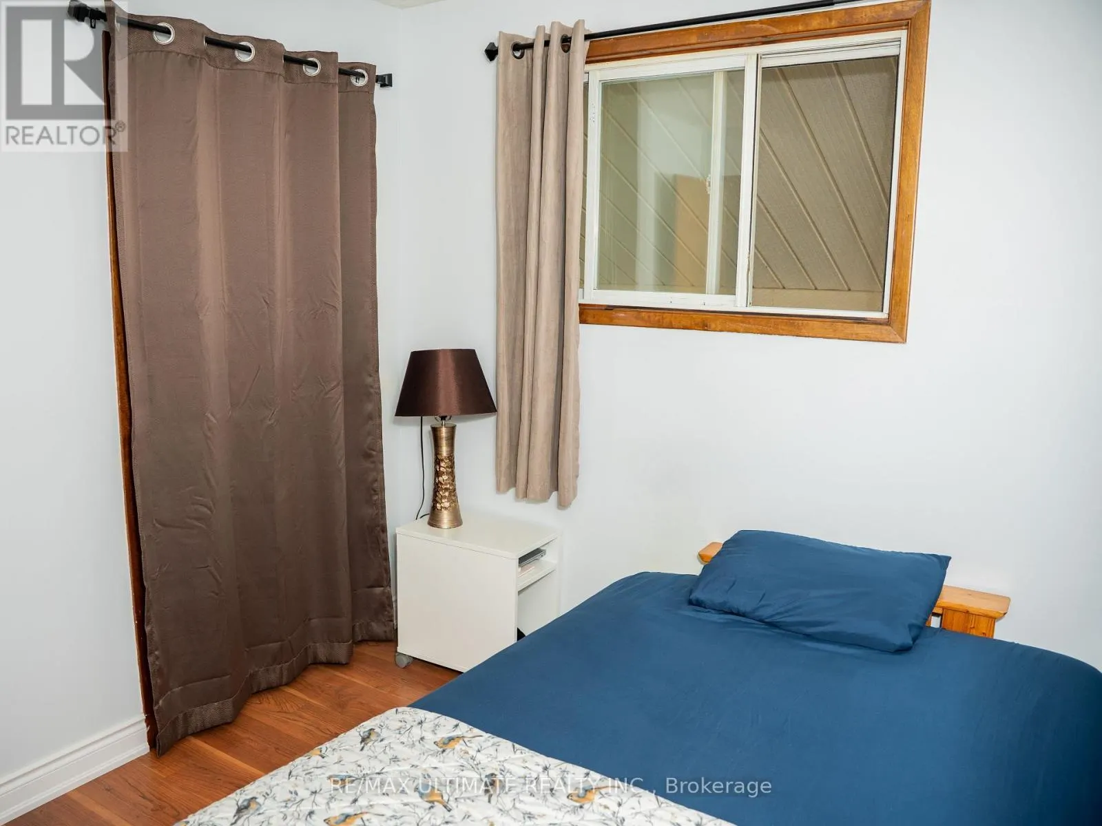 B - 1139 15TH STREET E