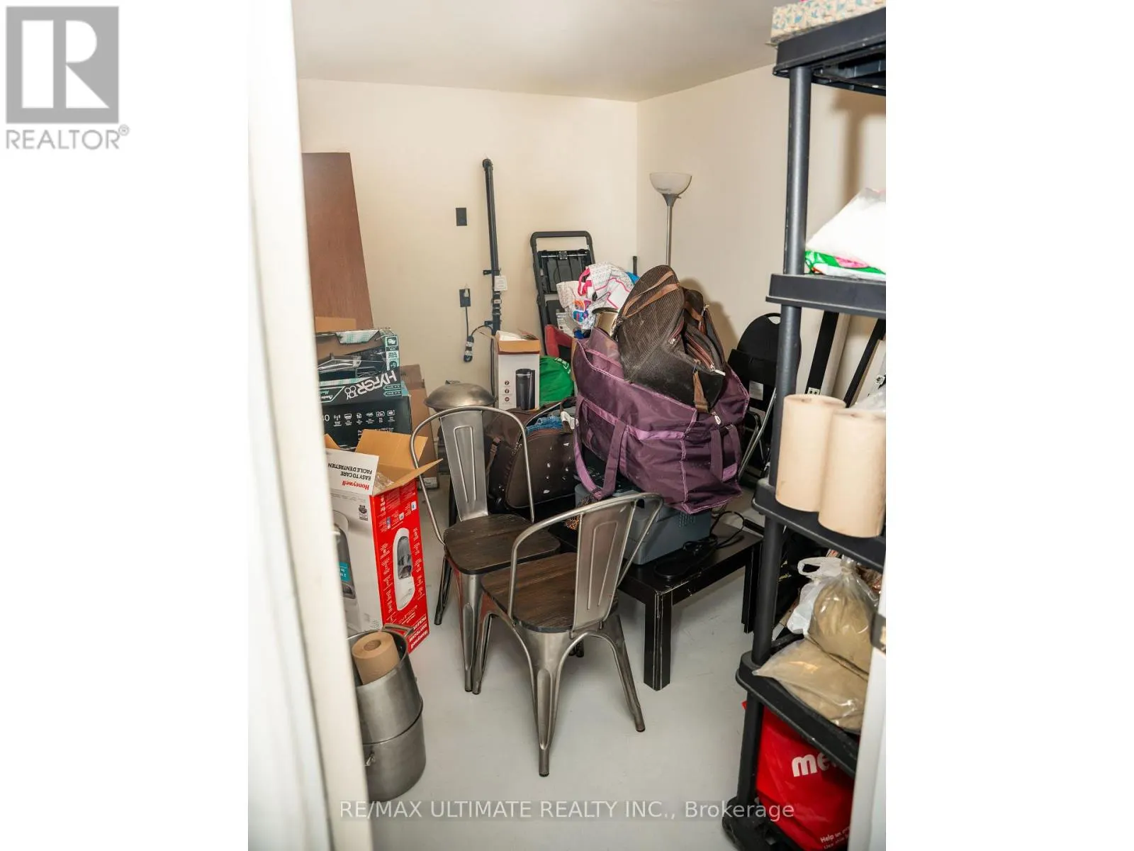 B - 1139 15TH STREET E